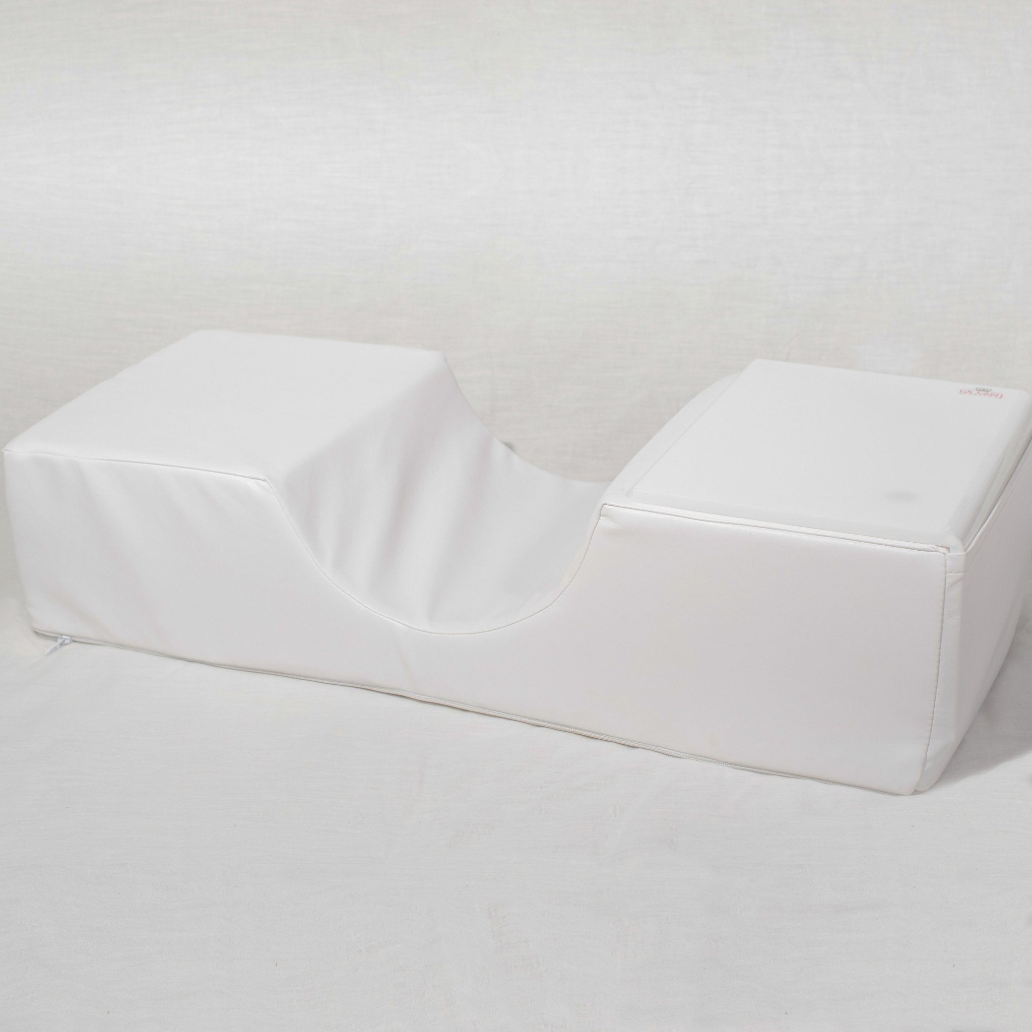 - Pillows | UK LASH GLOBAL