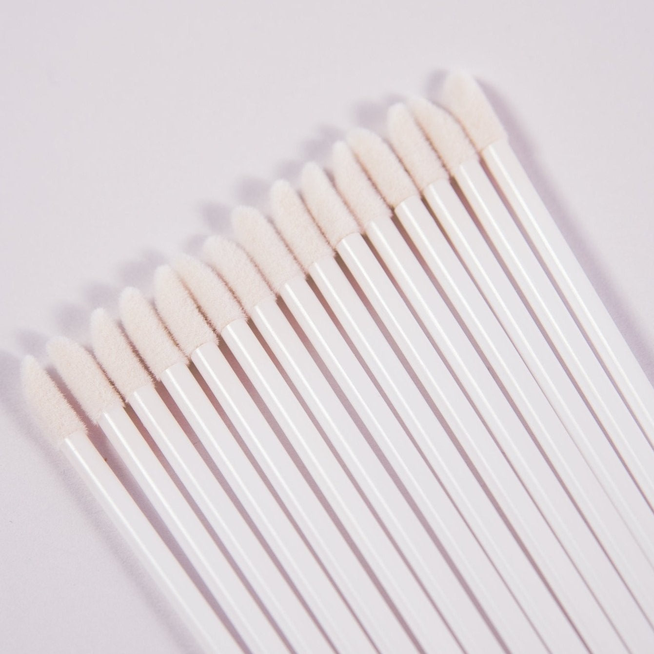 Lint Free Applicators - Pack of 100 - UK LASH GLOBAL