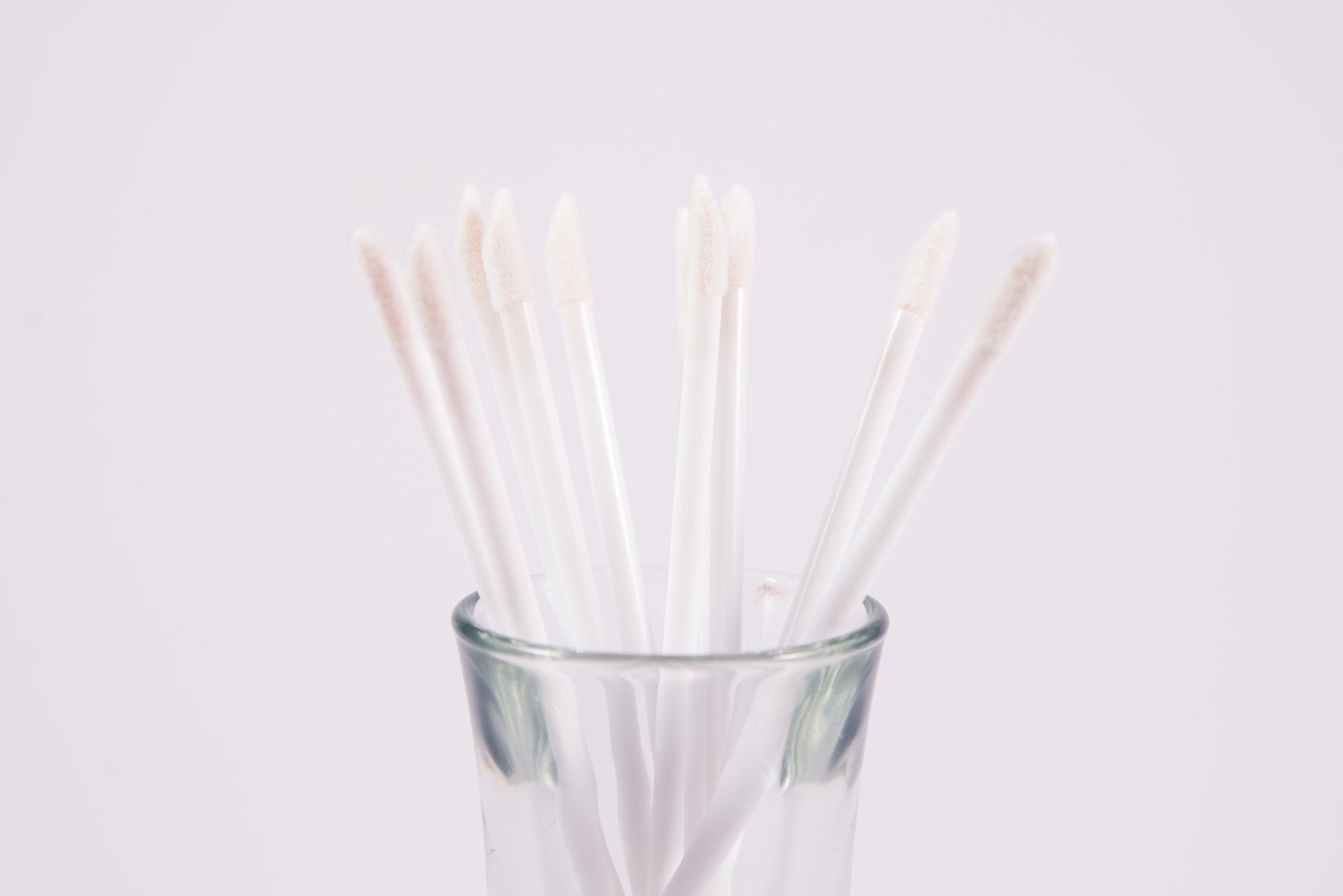 Lint Free Applicators - Pack of 100 - UK LASH GLOBAL