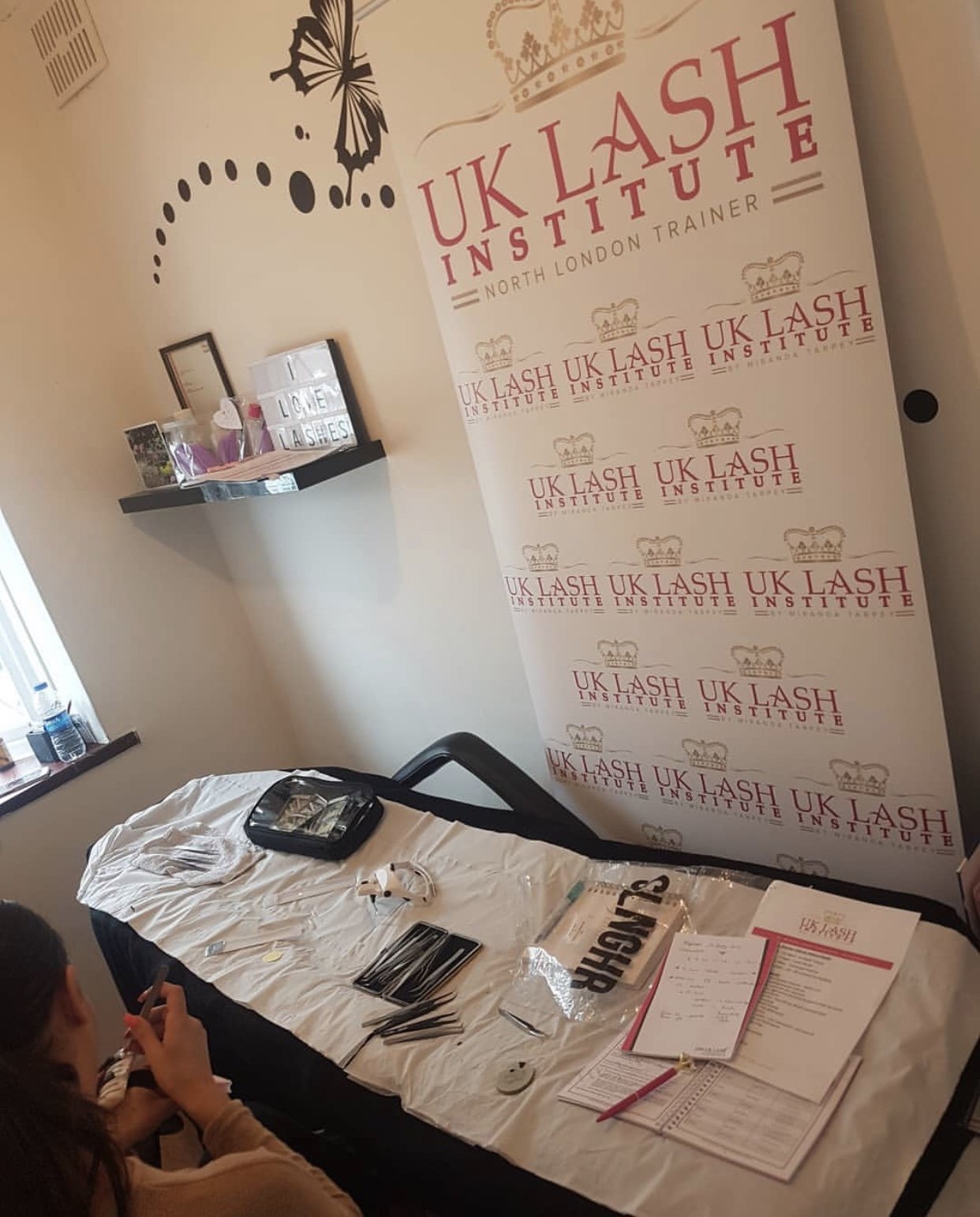 Rollerbanner - Small - UK LASH GLOBAL
