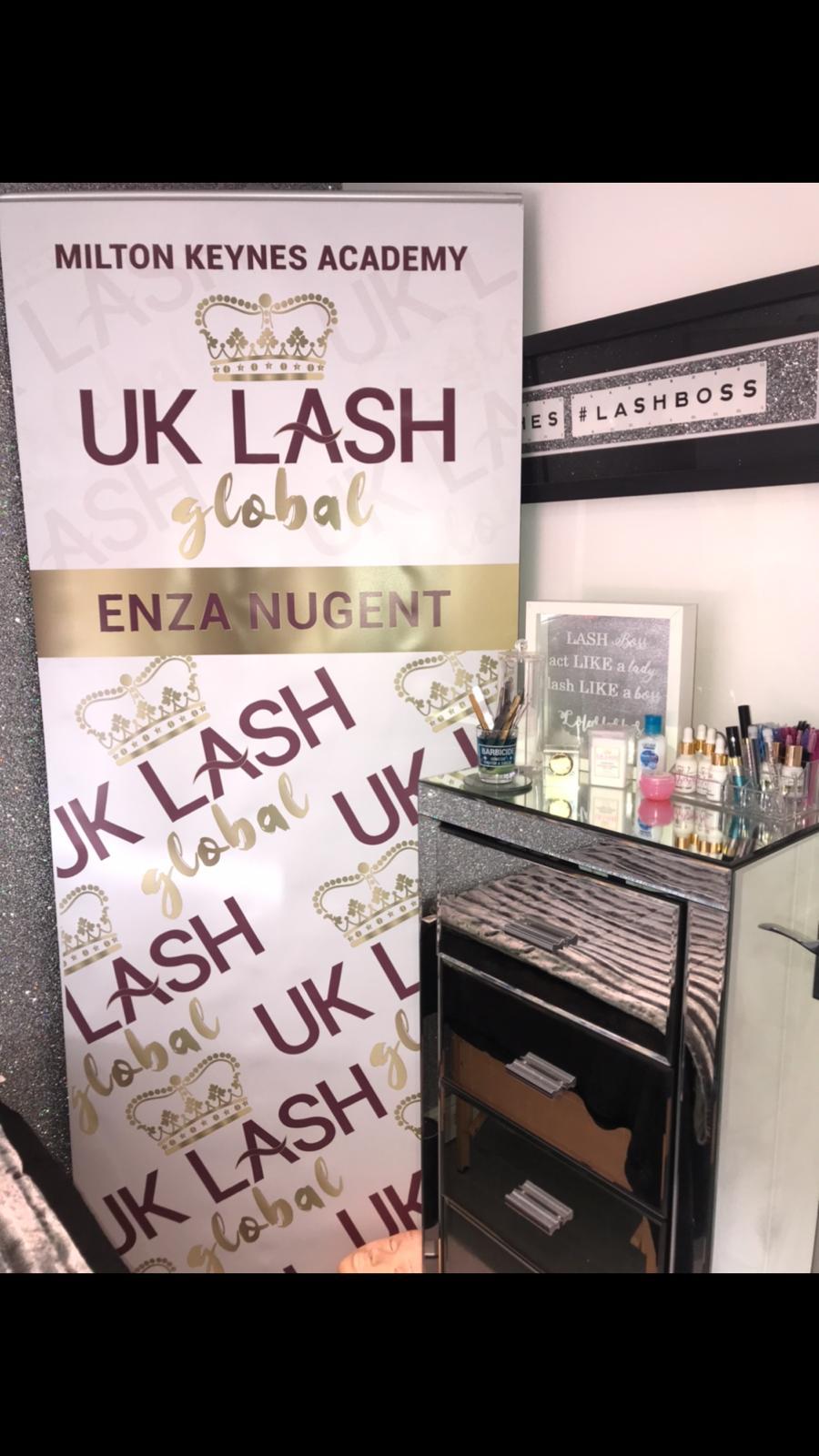 Rollerbanner - Small - UK LASH GLOBAL
